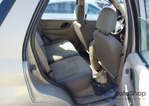 2005 Ford Escape Xls z USA, uszkodzony, nr VIN 1FMYU02ZX5KA48146